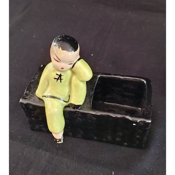 Vintage Mid Century Asian Figurine Boy and Girl Planter Pair - Picture 8 of 10